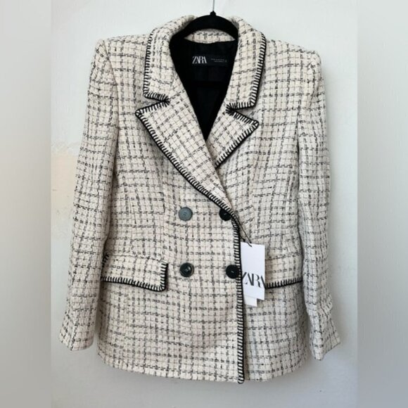 Zara, Textured Double-Breasted Blazer - White/Black. Size: M. NWT. - Picture 3 of 16